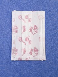 Jednorazové detské hygienické rúško - biele s červenými obrázkami - 10 ks